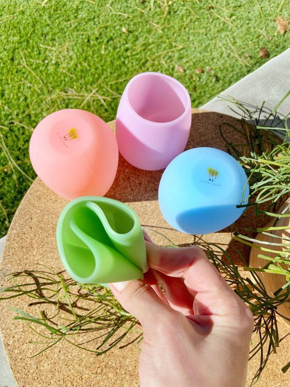 Unbreakable Portable Silicone Travel Wine Glasses + Bag